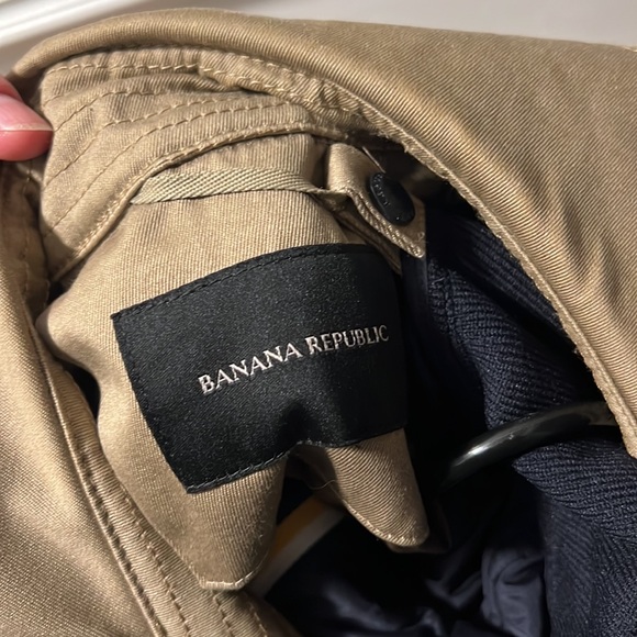 Men’s Banana Republic Trench Coat - Picture 2 of 3